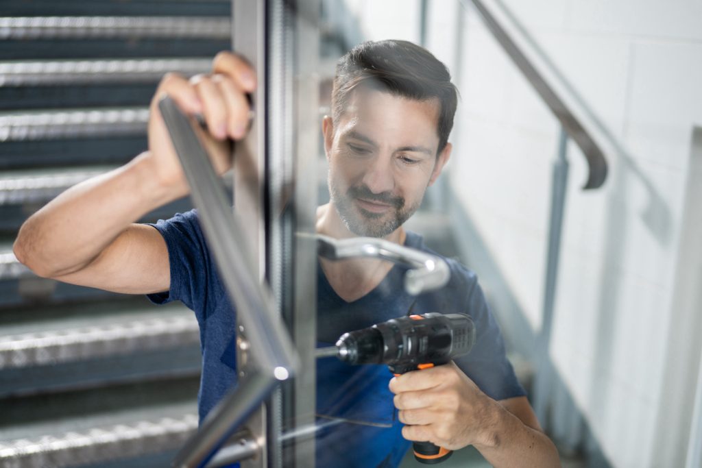 Commercial-Locksmith-in-Kent-WA